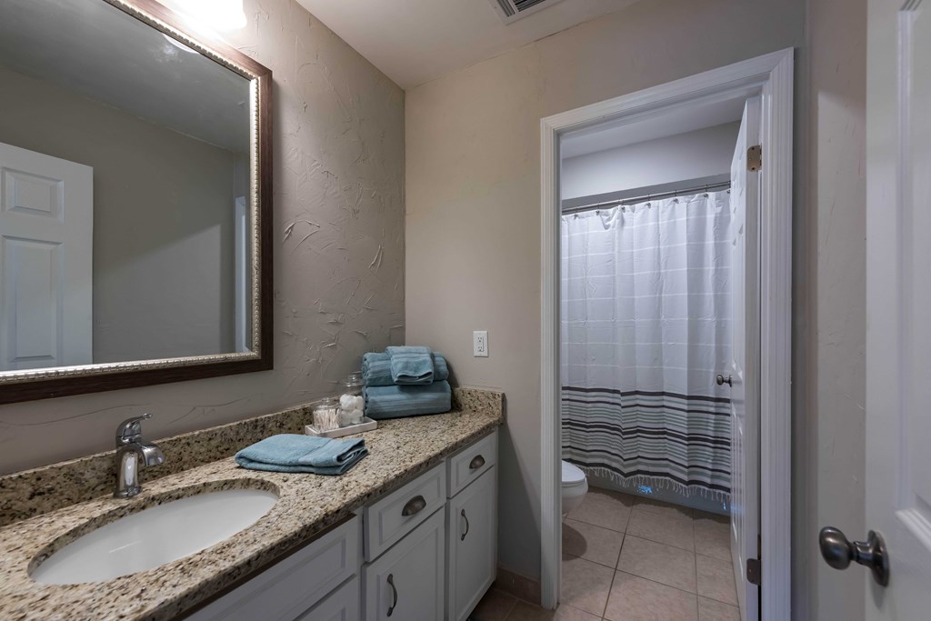 530 Rudgate Road Columbus, GA 31904 - Photo 17 of 22 Hall Bath