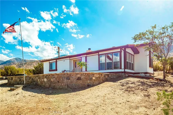 $399,000 | 29315 121st Street East, Juniper Hills, CA 93543