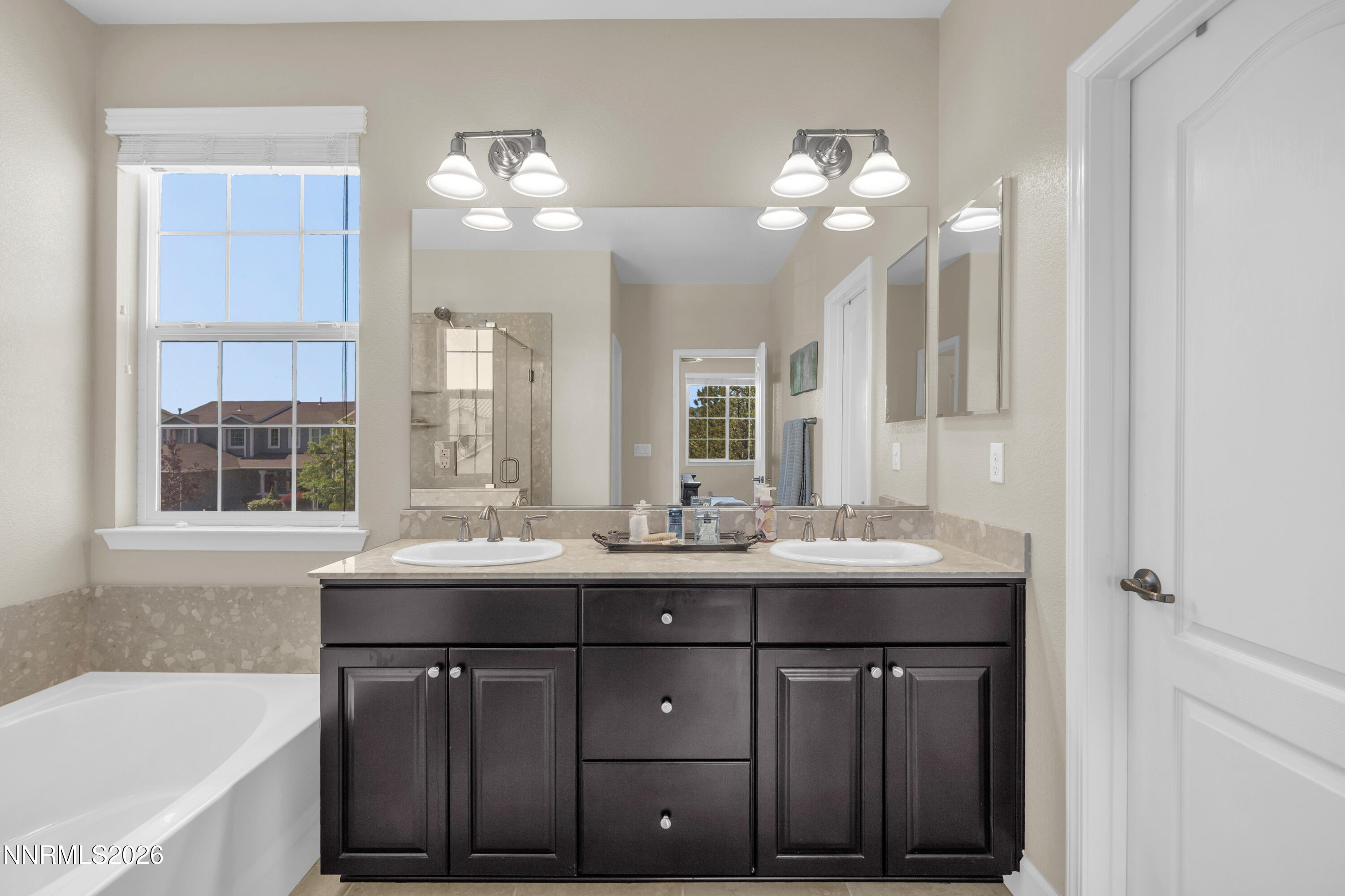 2190 Overland Park Drive Reno, NV 89521 - Photo 20 of 39 20_img_1625