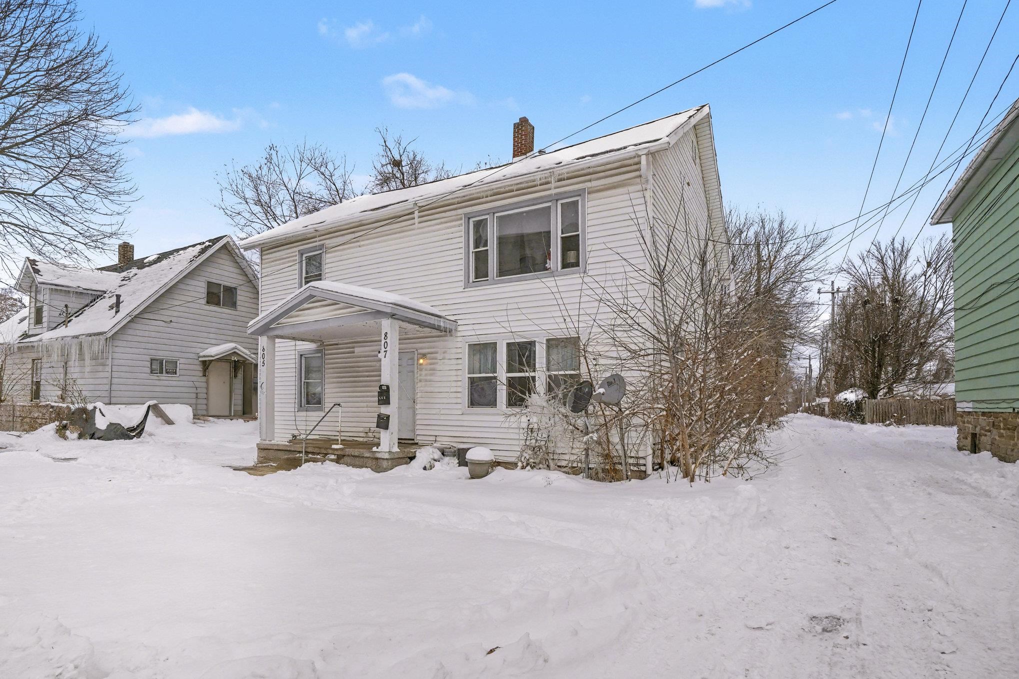 807 11th Street Bay City, MI 48708 - Photo 2 of 16
