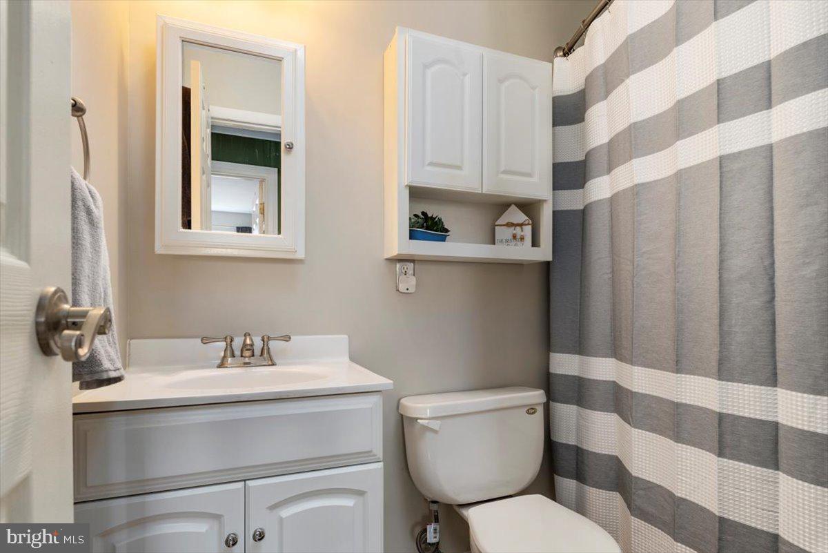 7779 Notley Road Pasadena, MD 21122 - Photo 11 of 41 Gallery Image 11
