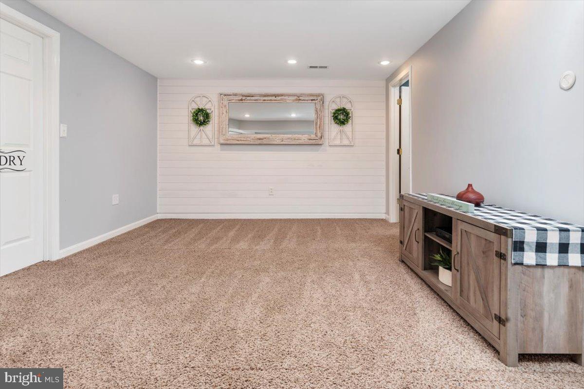7779 Notley Road Pasadena, MD 21122 - Photo 19 of 41 Gallery Image 19