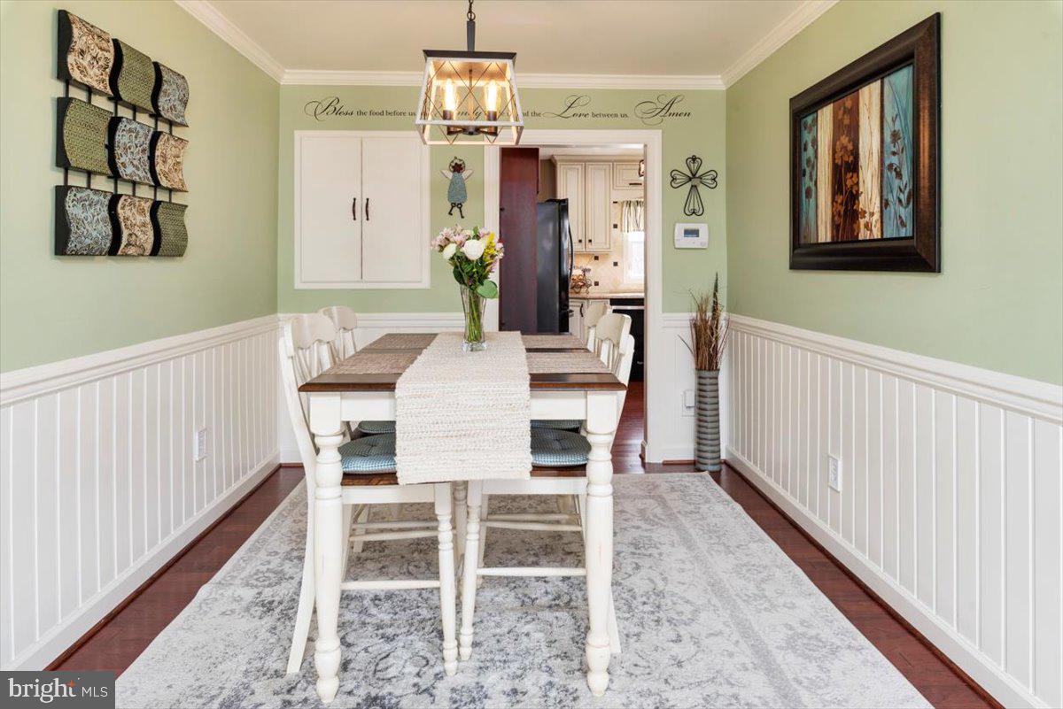 7779 Notley Road Pasadena, MD 21122 - Photo 7 of 41 Gallery Image 7