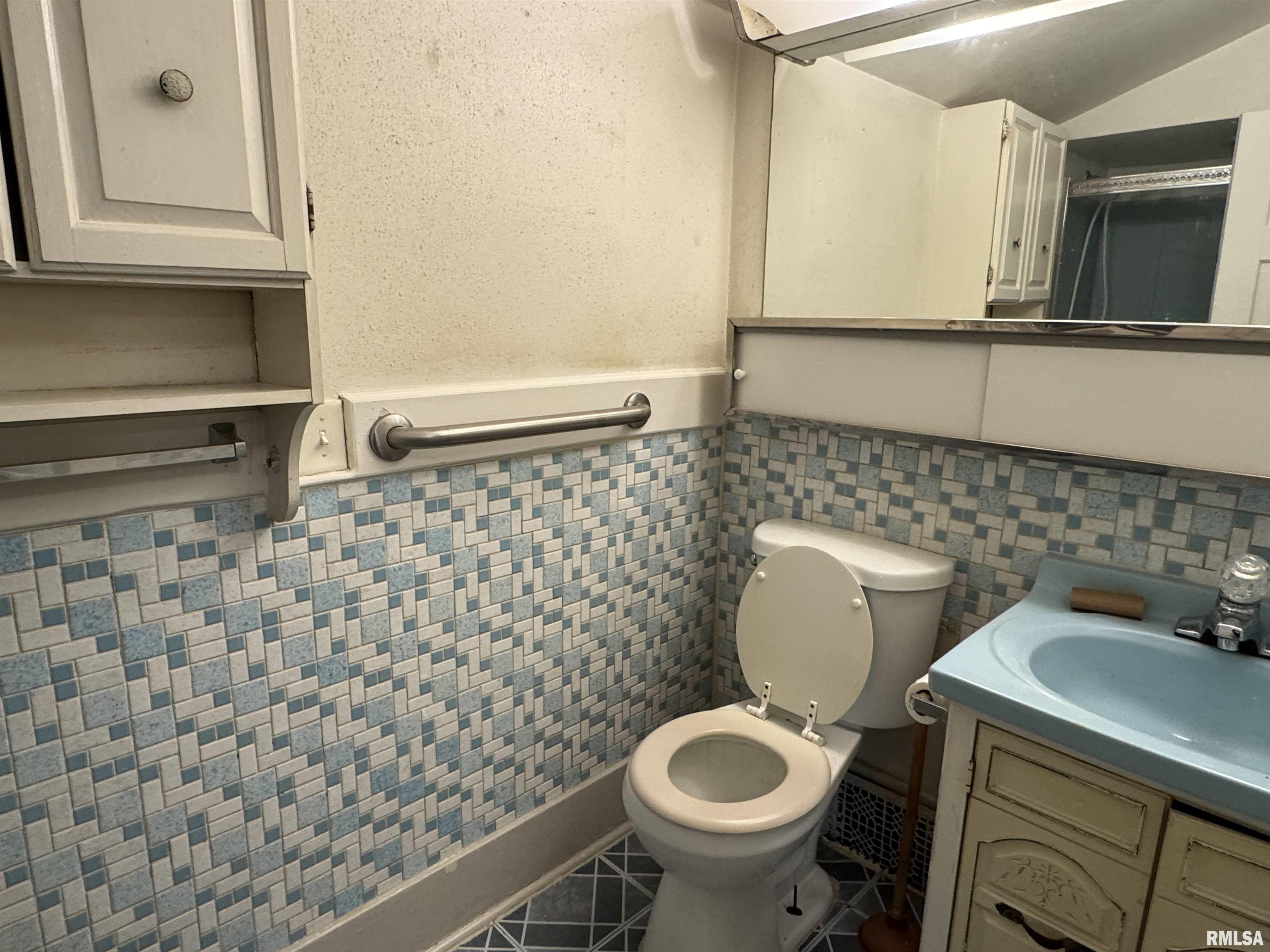 803 Caroline Street Peoria, IL 61603 - Photo 11 of 12