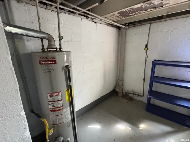 $54,900 | 803 Caroline Street, Peoria, IL 61603