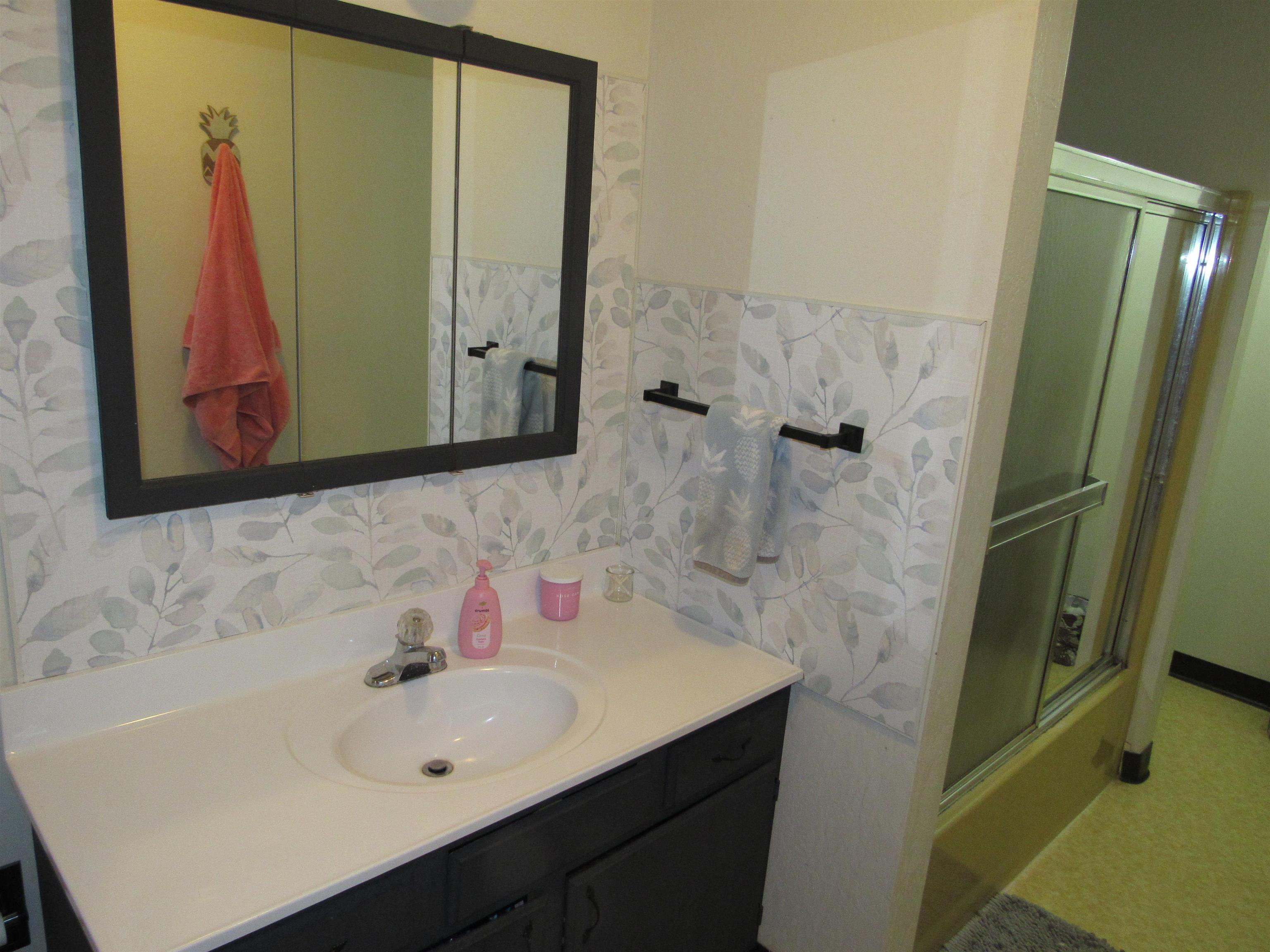 3012 16th Street Menominee, MI 49858 - Photo 12 of 17