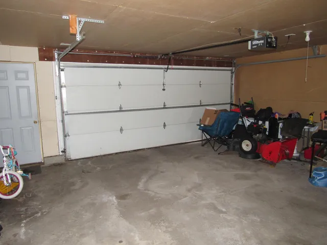 $179,900 | 3012 16th Street, Menominee, MI 49858