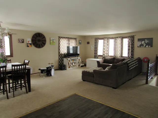 $179,900 | 3012 16th Street, Menominee, MI 49858