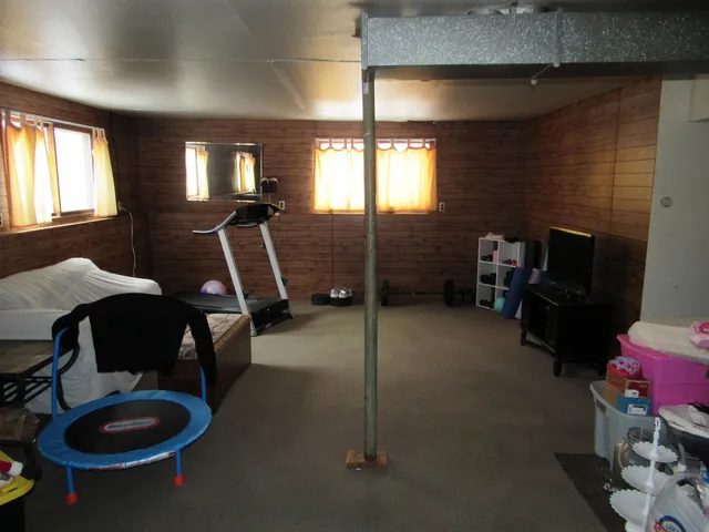 $179,900 | 3012 16th Street, Menominee, MI 49858