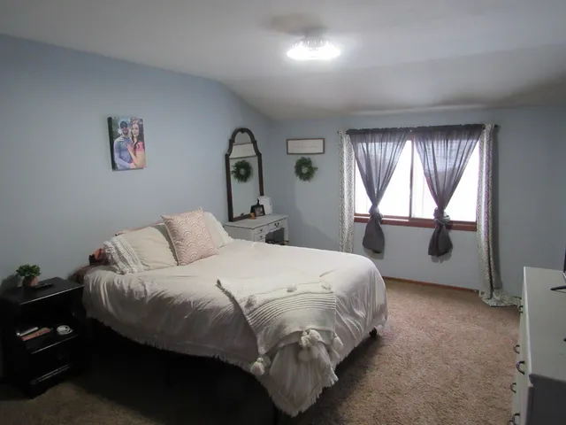 $179,900 | 3012 16th Street, Menominee, MI 49858