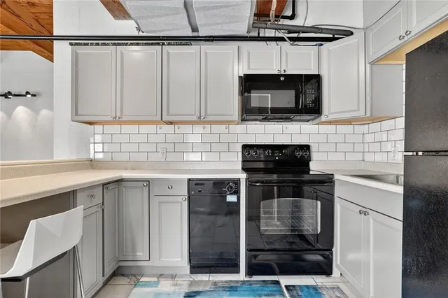 $125,000 | 609 Central Street, Unit 1404, Kansas City, MO 64105