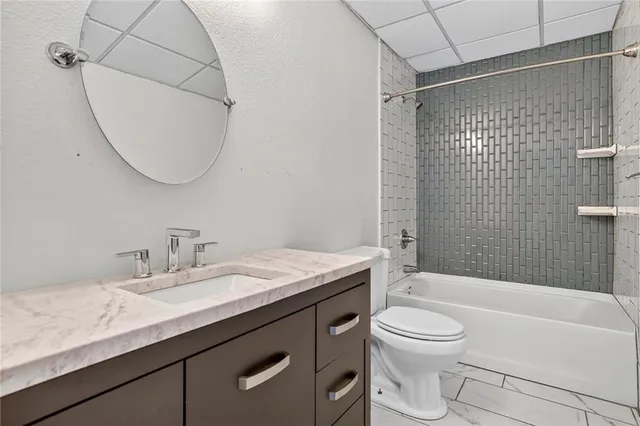 $125,000 | 609 Central Street, Unit 1404, Kansas City, MO 64105