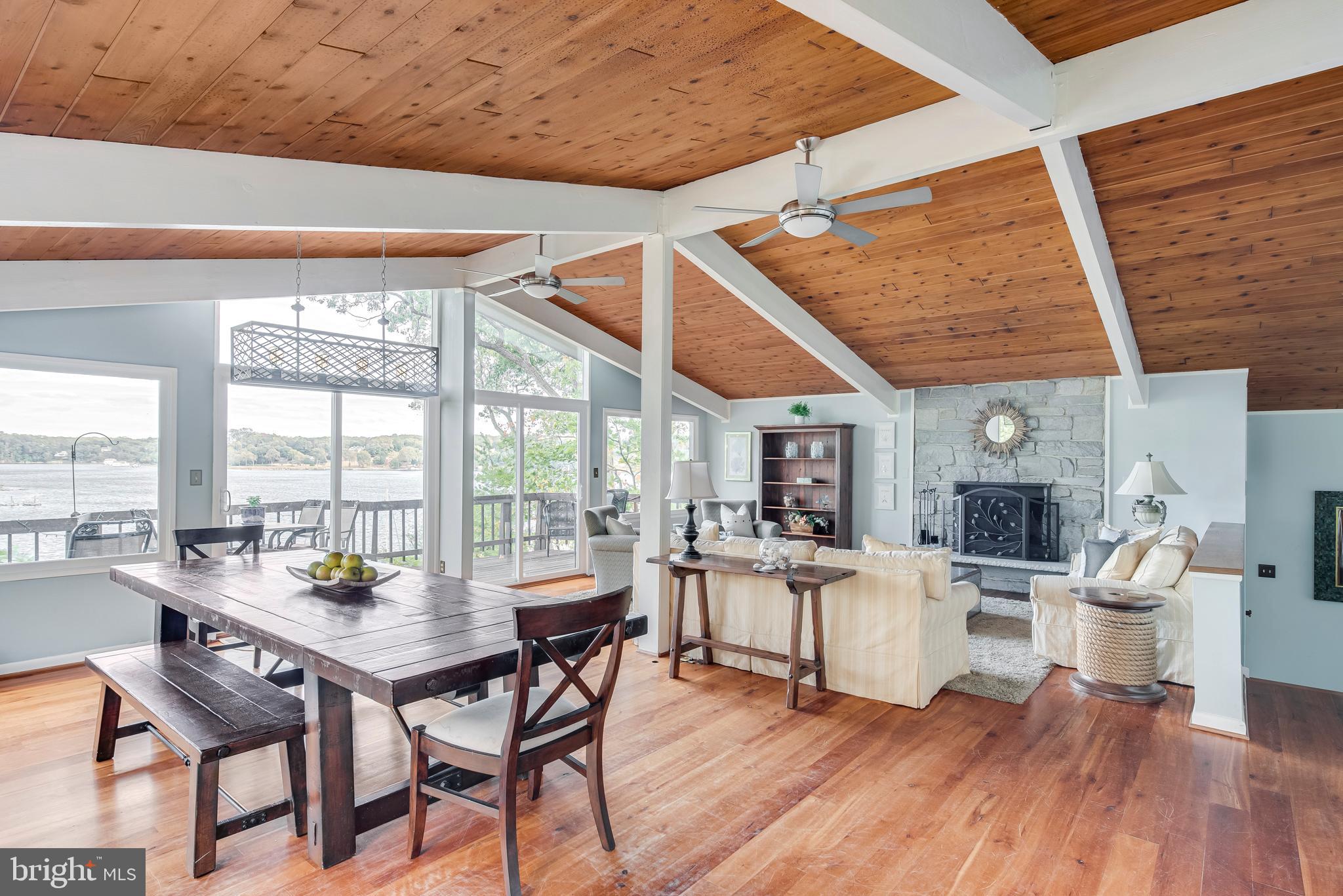 338 Severn Road Annapolis, MD 21401 - Photo 12 of 50 Large area for entertaining/dining