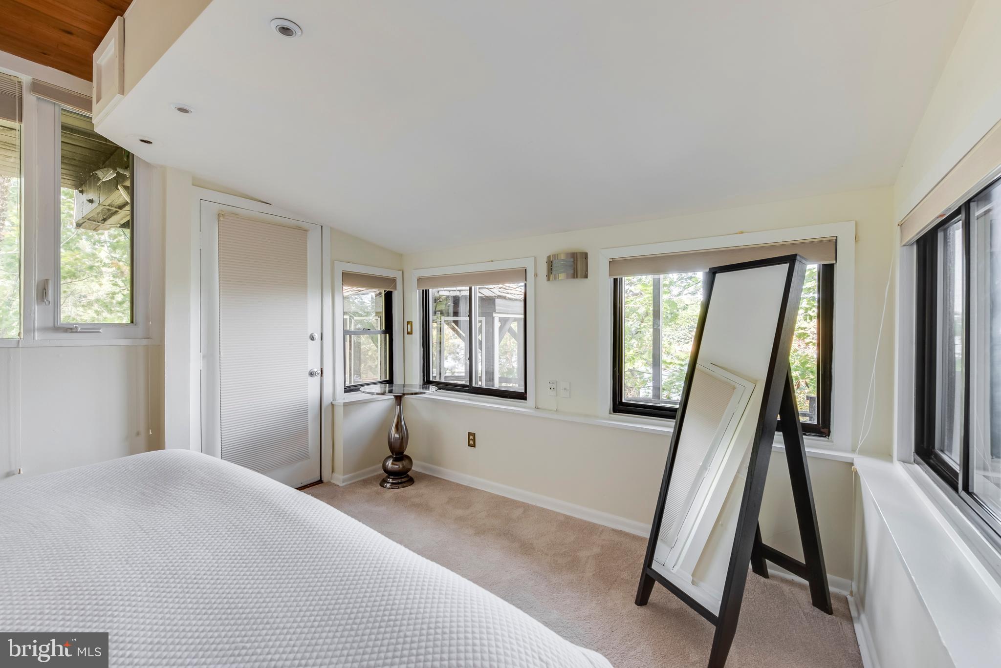 338 Severn Road Annapolis, MD 21401 - Photo 31 of 50 LL Bedroom with outdoor access