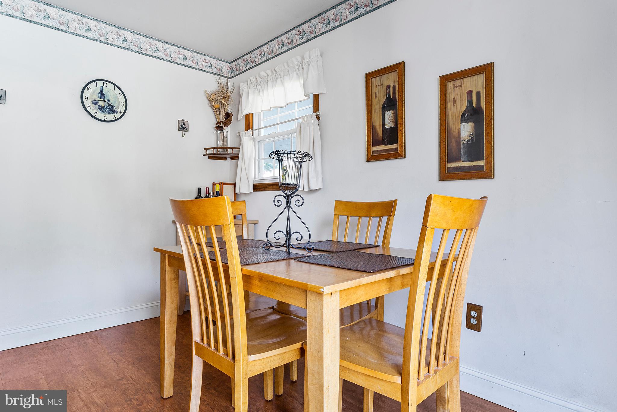 409 Franklin Road Glassboro, NJ 08028 - Photo 9 of 30 a view of a dining room with furniture