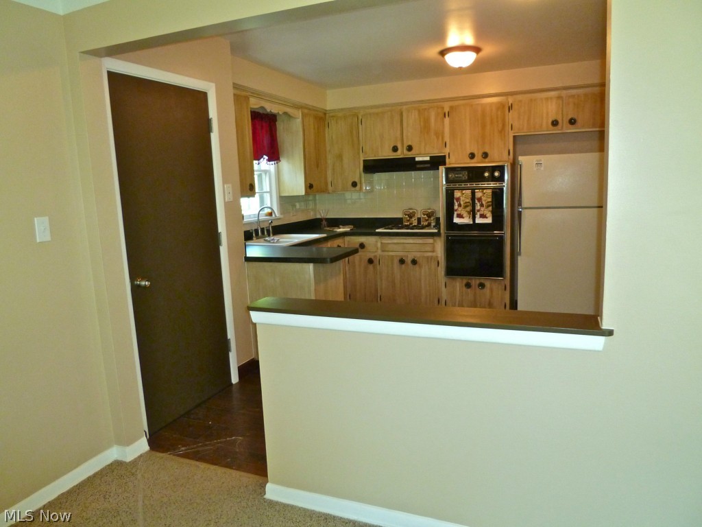 6431 Longridge Road Cleveland, OH 44124 - Photo 7 of 22