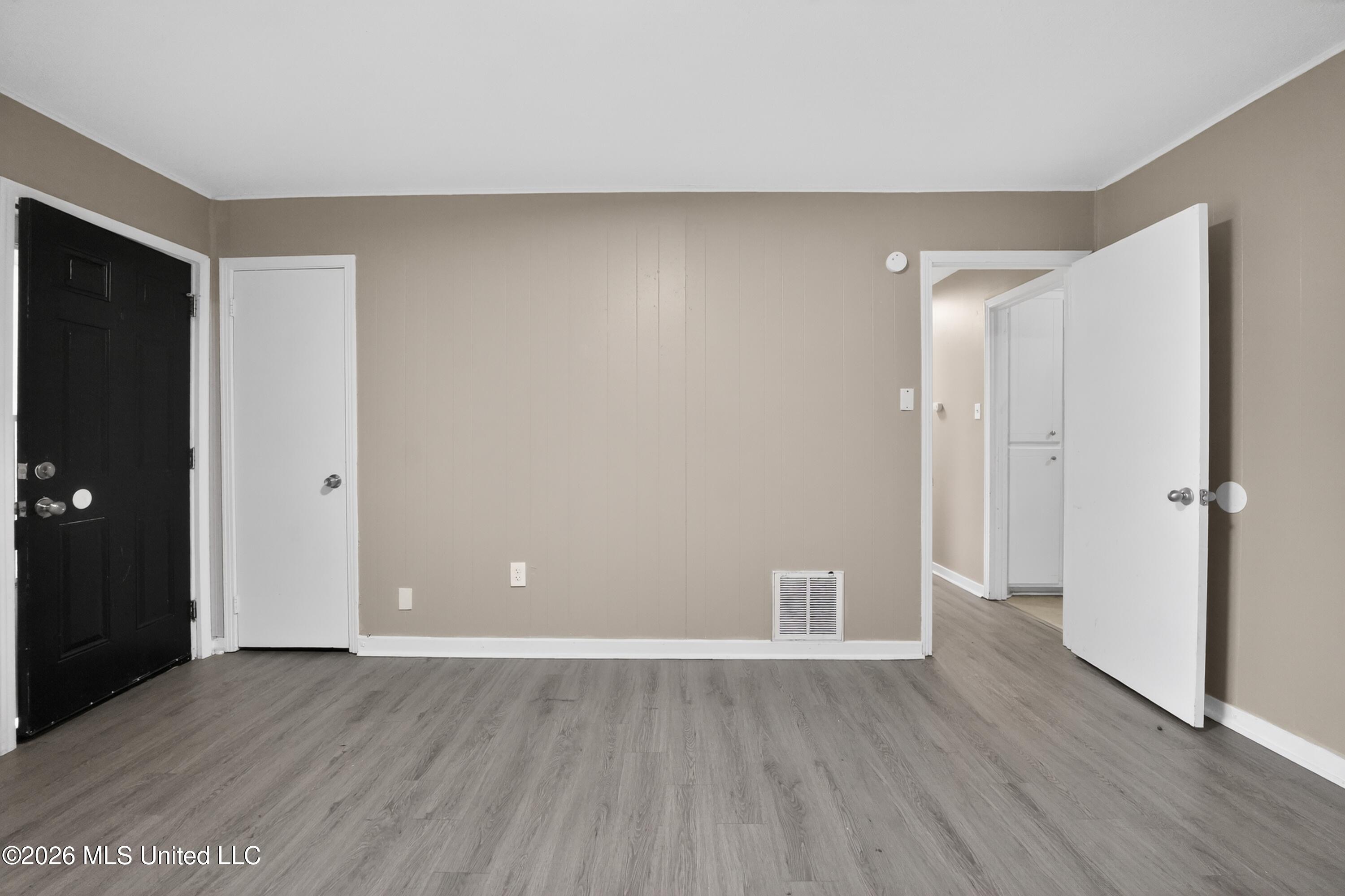 6578 Van Buren Road Jackson, MS 39213 - Photo 37 of 42 37_6578_Van_Buren_Rd-Bedroom-7250