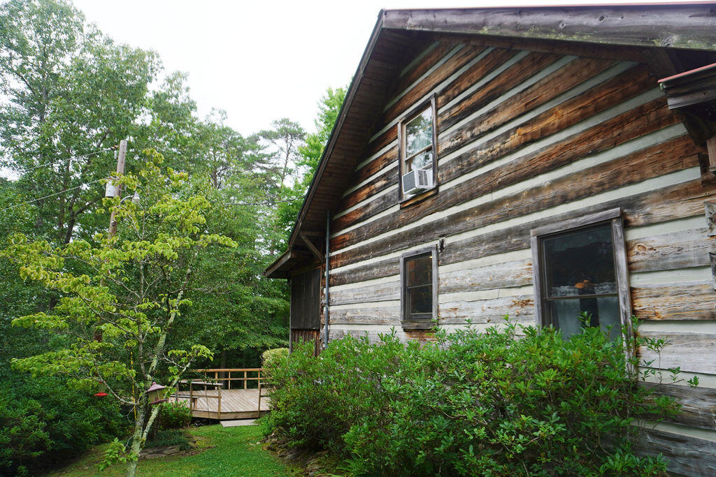 300 East City Dam Road Corbin, KY 40701 - Photo 20 of 95 CabinOutside11