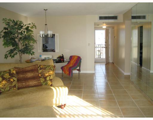6161 Northwest 2nd Avenue, Unit PHP Boca Raton, FL 33487 - Photo 2 of 8 Additional Photo