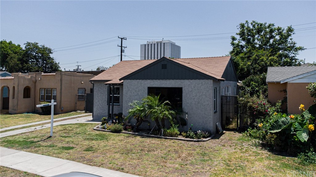 322 West School Street Compton, CA 90220 - Photo 2 of 27