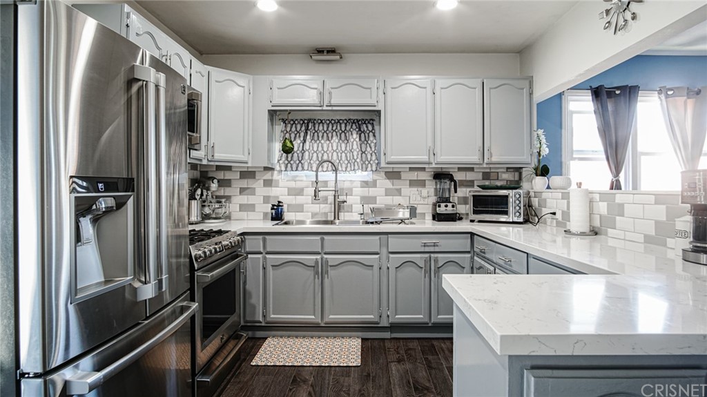 322 West School Street Compton, CA 90220 - Photo 11 of 27