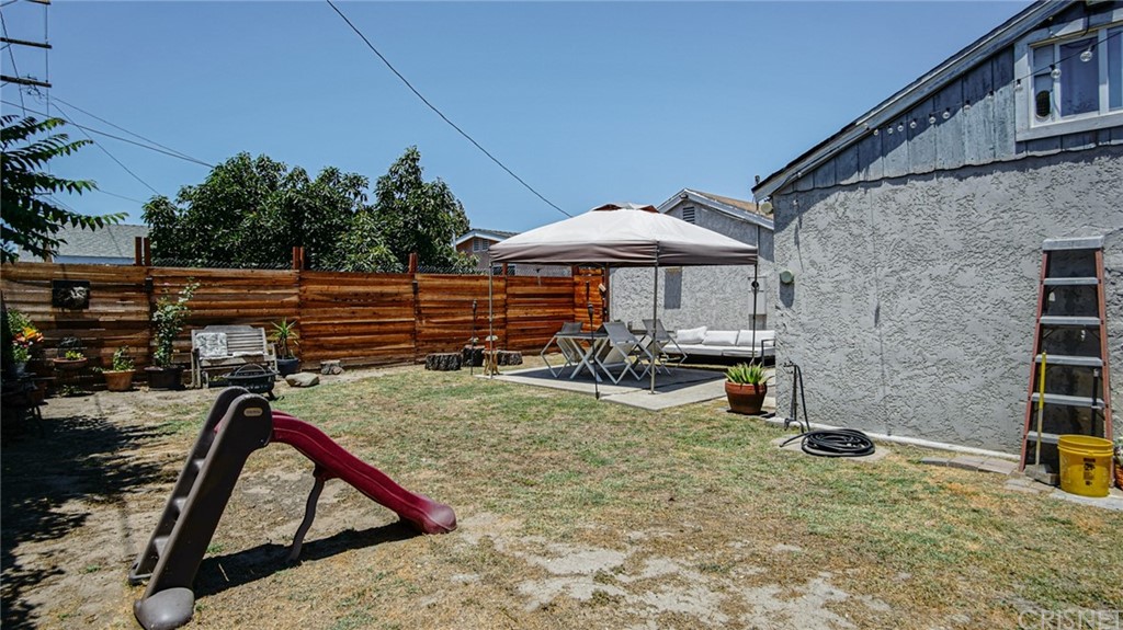 322 West School Street Compton, CA 90220 - Photo 24 of 27