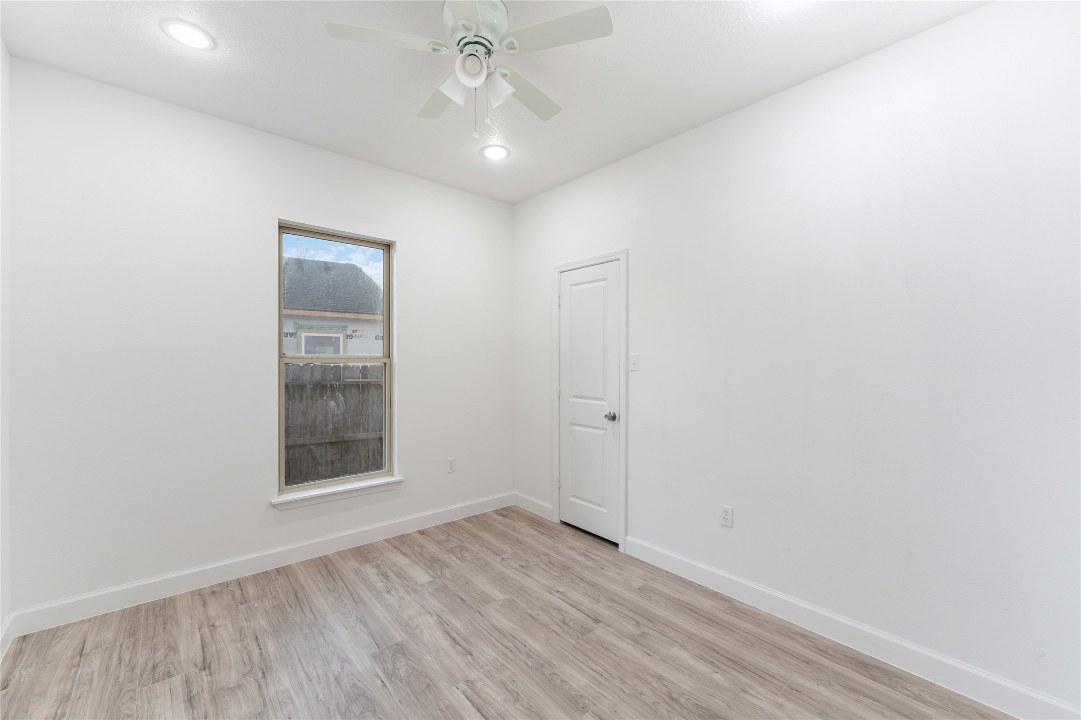 8237 Madera Road Houston, TX 77078 - Photo 11 of 25