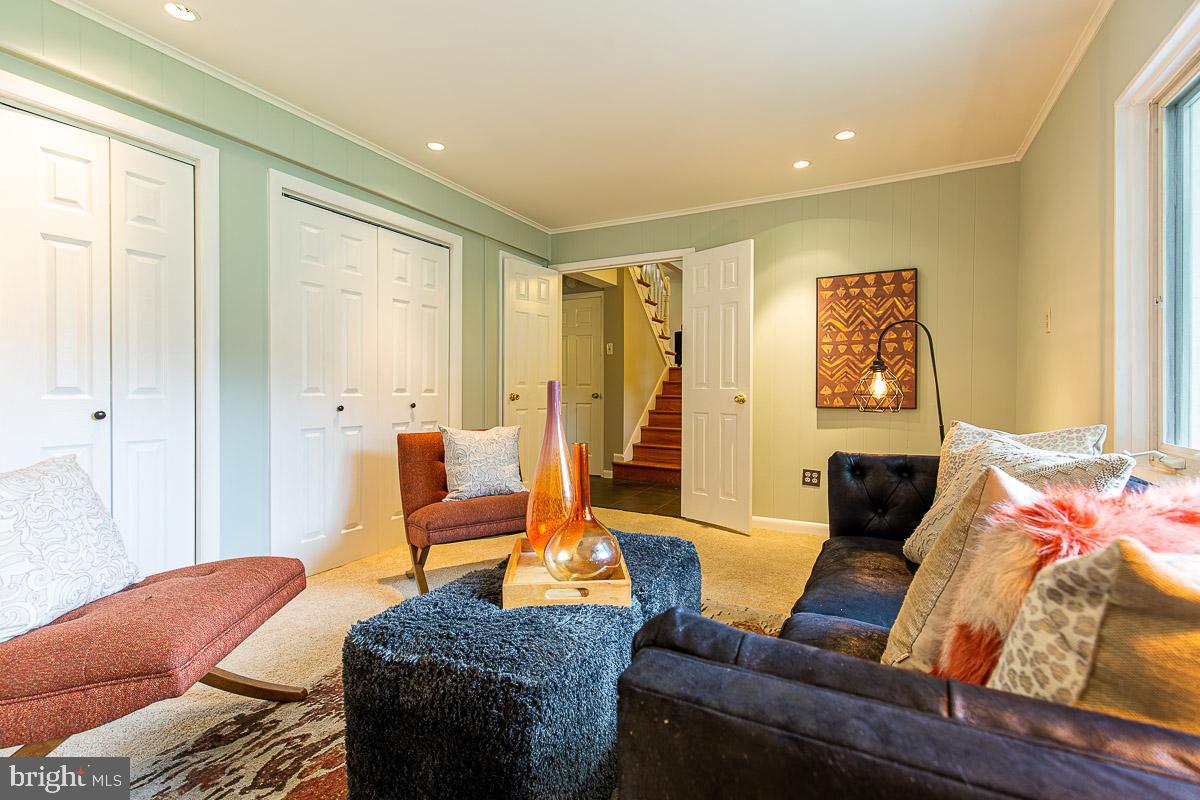 8512 Sundale Drive Silver Spring, MD 20910 - Photo 4 of 41 Gallery Image 4