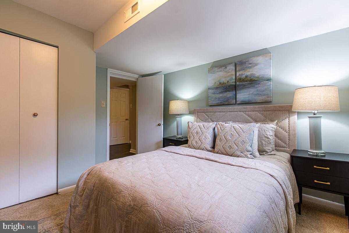 8512 Sundale Drive Silver Spring, MD 20910 - Photo 9 of 41 Gallery Image 9
