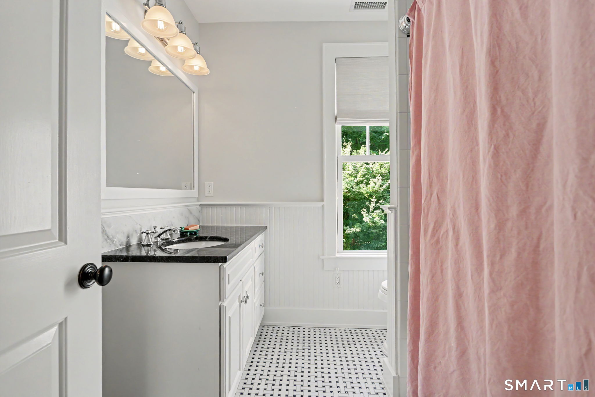 206 Mountain Road Wilton, CT 06897 - Photo 22 of 40 Gallery Image 22