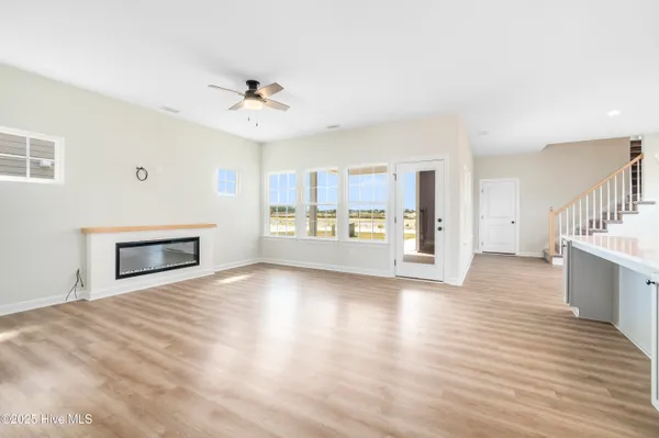 $569,900 | 309 Iris Circle, Moyock, NC 27958