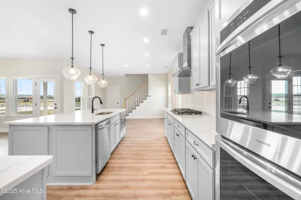 $569,900 | 309 Iris Circle, Moyock, NC 27958