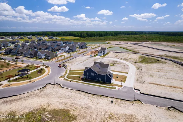 $569,900 | 309 Iris Circle, Moyock, NC 27958