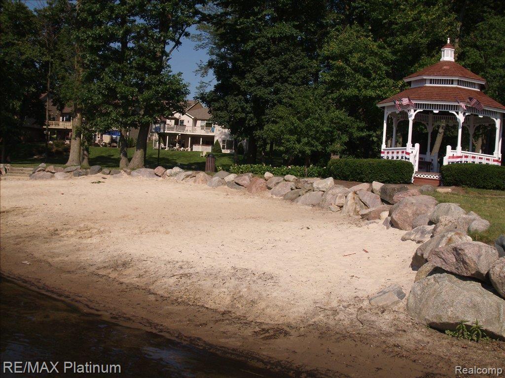 2648 Ravineside South Howell, MI 48843 - Photo 8 of 15 ravineside summer view of beach