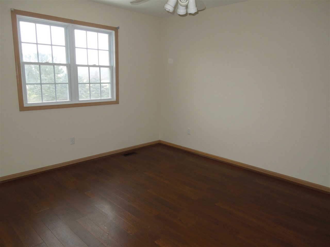 61500 Jewell Road Washington, MI 48094 - Photo 20 of 38 31334175-19.JPG