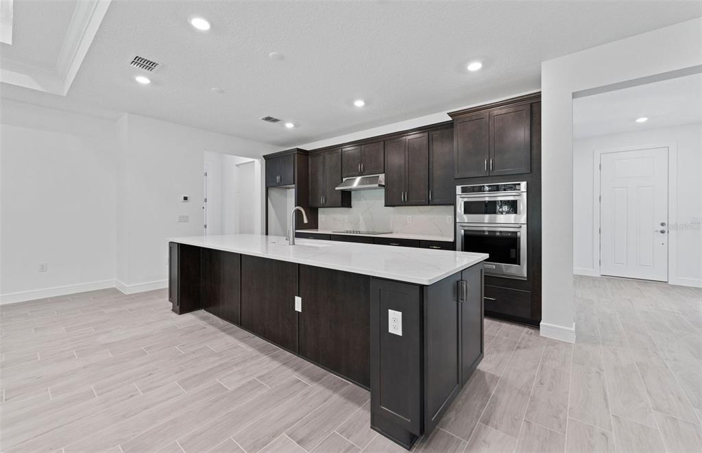 5967 Southwest 82 Ter Road Ocala, FL 34481 - Photo 3 of 36