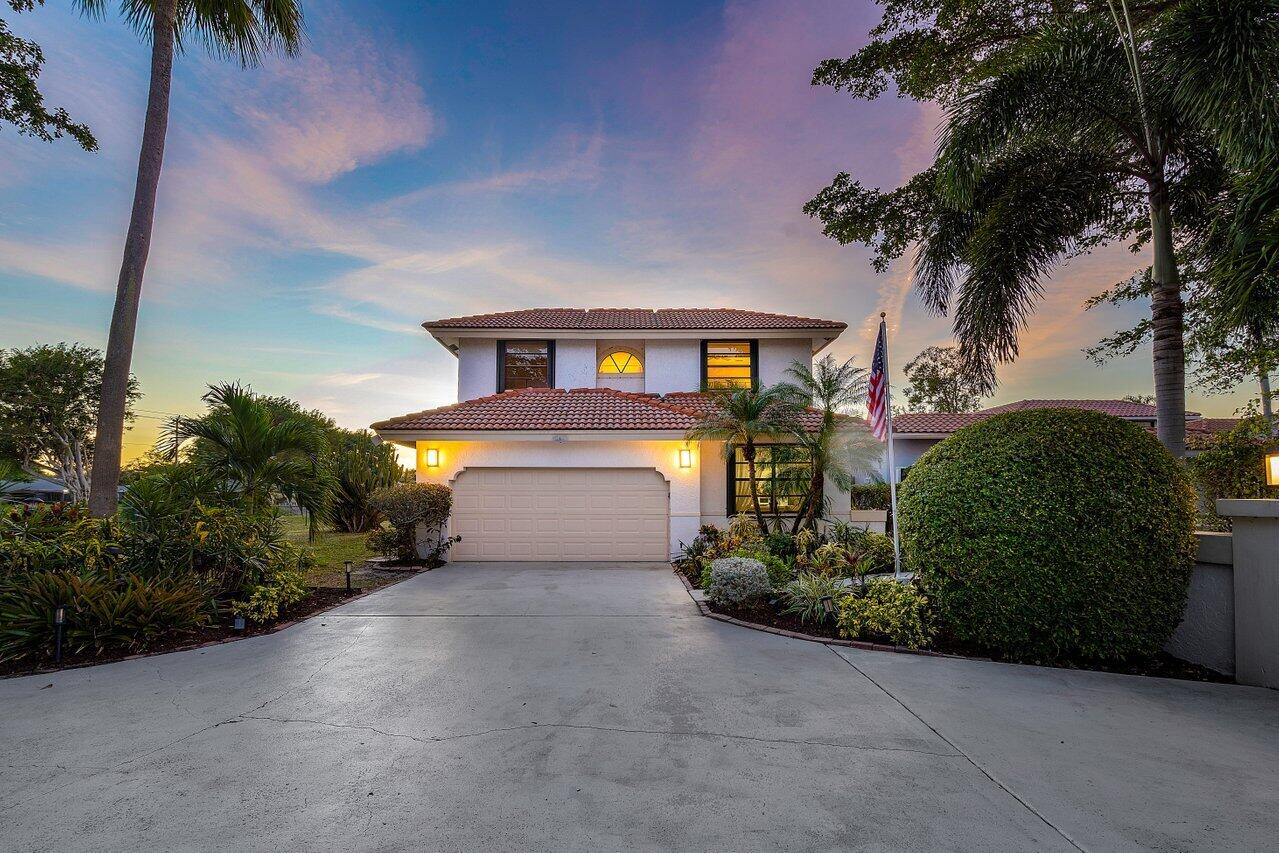 8700 Vía Reale Boca Raton, FL 33496 - Photo 1 of 70 Exterior