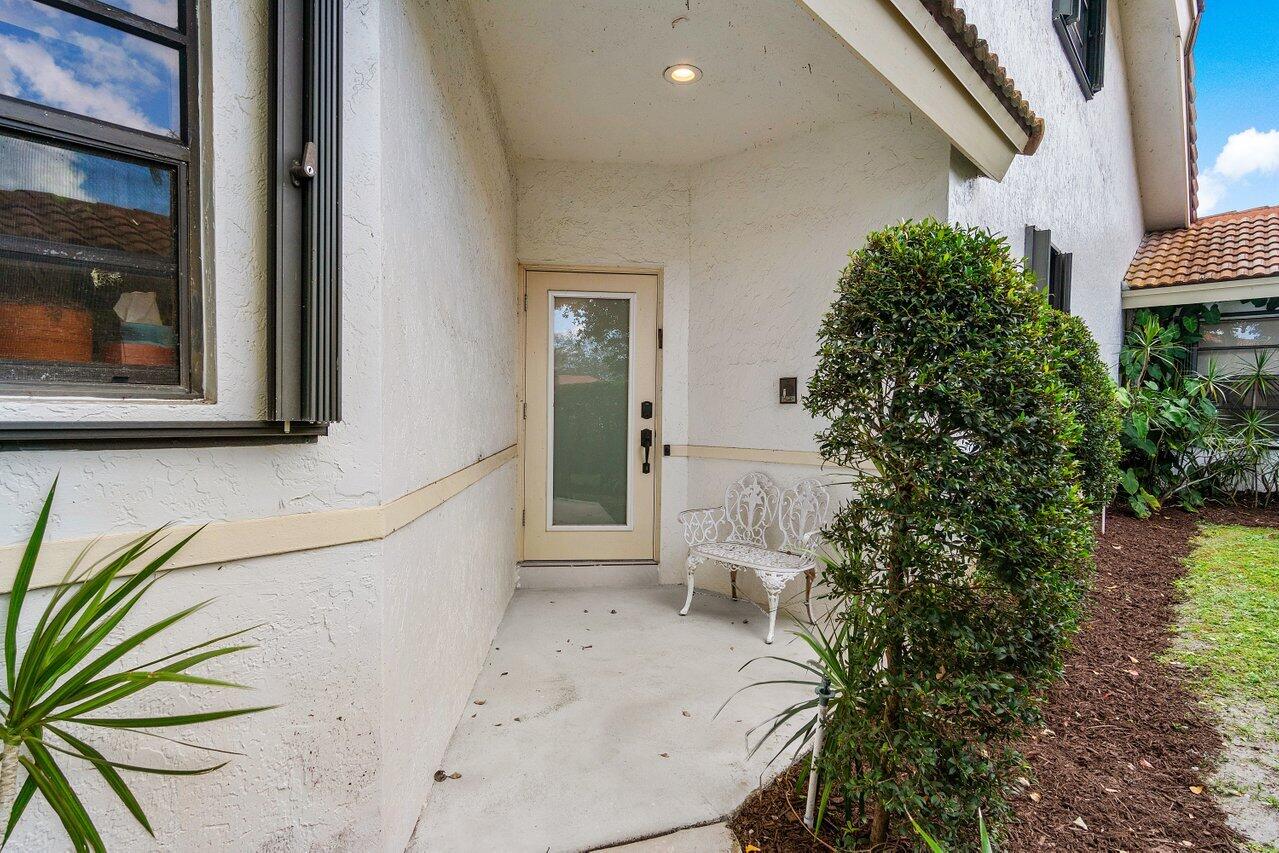 8700 Vía Reale Boca Raton, FL 33496 - Photo 14 of 70 Front door