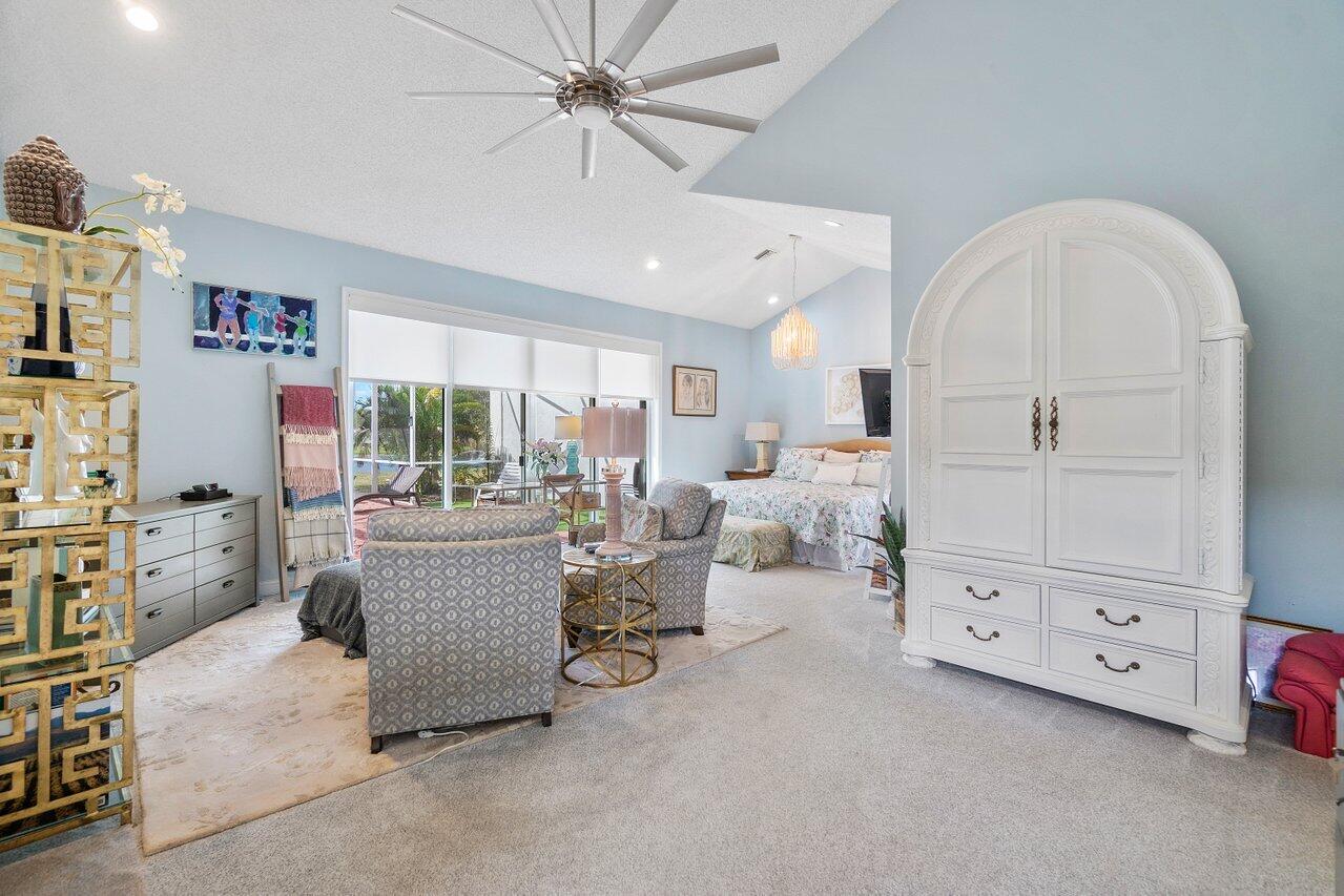8700 Vía Reale Boca Raton, FL 33496 - Photo 35 of 70 Master sitting area
