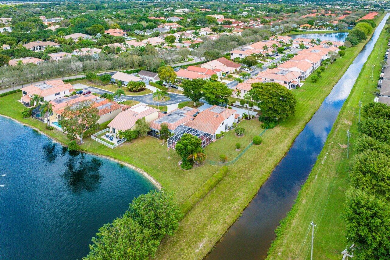 8700 Vía Reale Boca Raton, FL 33496 - Photo 6 of 70 Aerial