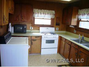 87 Cole Road Leicester, NC 28748 - Photo 3 of 11 Gallery Image 3
