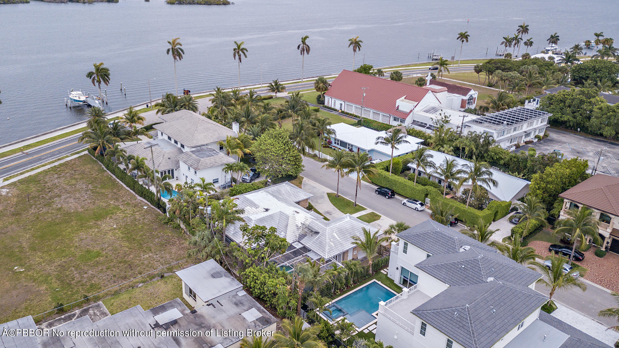 115 Edmor Road West Palm Beach, FL 33405 - Photo 14 of 18 low-15