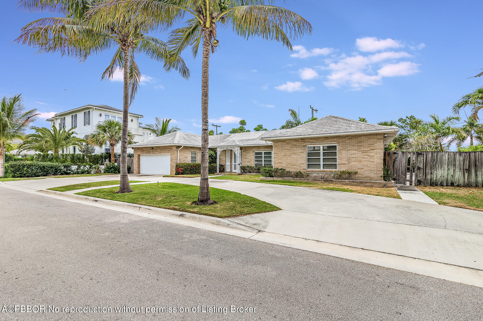 115 Edmor Road West Palm Beach, FL 33405 - Photo 3 of 18 low-4