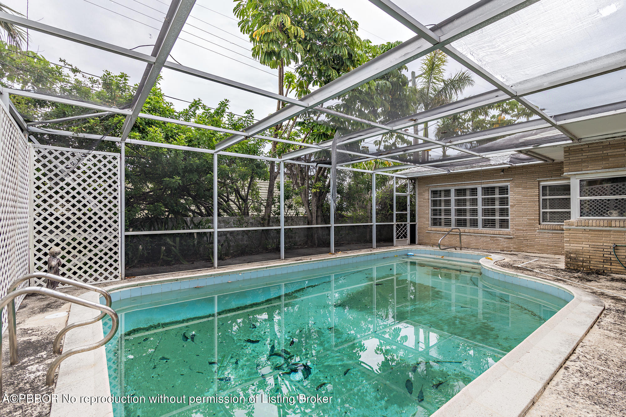 115 Edmor Road West Palm Beach, FL 33405 - Photo 4 of 18 low-5