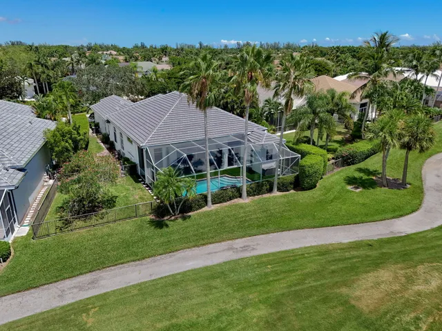 $1,150,000 | 6778 Oakmont Way, West Palm Beach, FL 33412