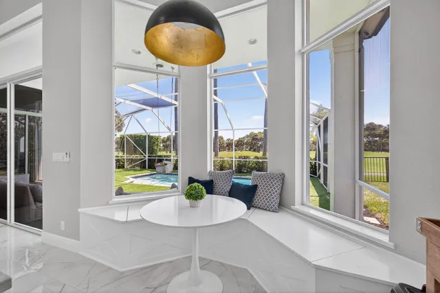 $1,150,000 | 6778 Oakmont Way, West Palm Beach, FL 33412