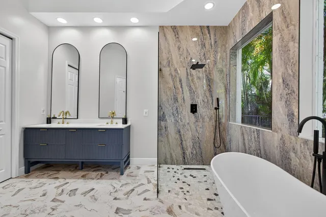 $1,150,000 | 6778 Oakmont Way, West Palm Beach, FL 33412