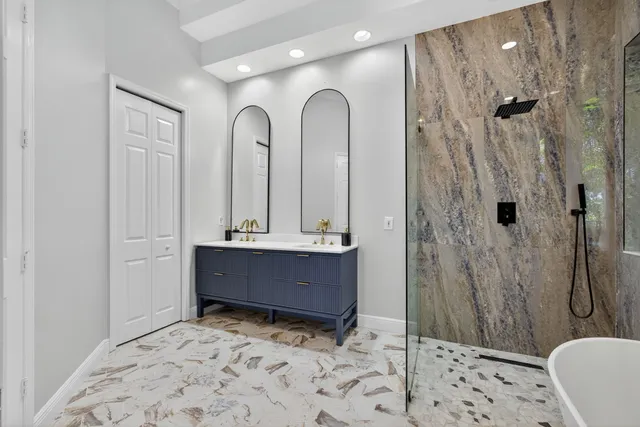 $1,150,000 | 6778 Oakmont Way, West Palm Beach, FL 33412