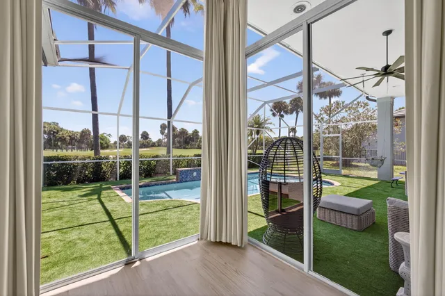 $1,150,000 | 6778 Oakmont Way, West Palm Beach, FL 33412