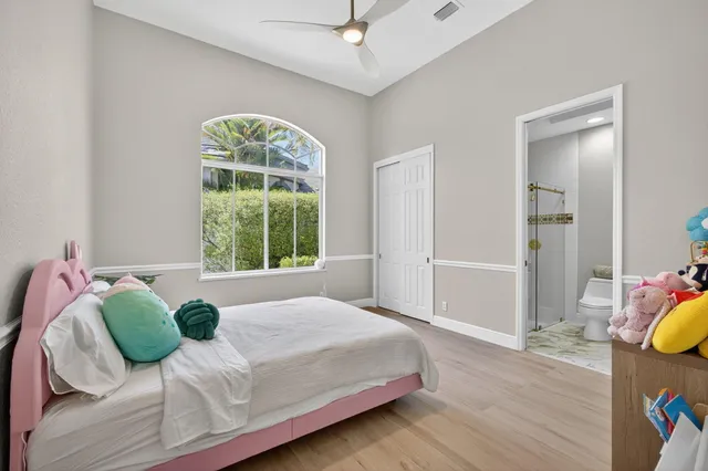 $1,150,000 | 6778 Oakmont Way, West Palm Beach, FL 33412